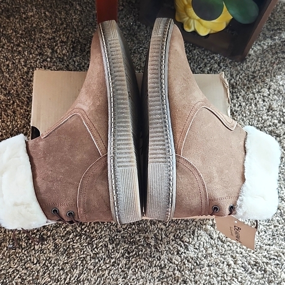 BearPaw Leticia Boots - Picture 4 of 7